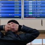 Prețurile biletelor de avion cresc. Când să cumperi eficient