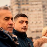 30 de zile de arest la domiciliu care nu încep niciodată: cum îl ține DIICOT pe Georgescu în celulă