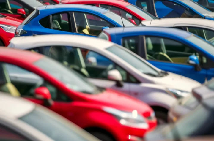 Autoturisme de peste 7,2 milioane lei, vândute fără TVA, identificate de ANAF Antifraudă