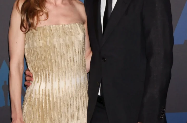 Hilary Swank, la 52 de ani, anunță că este însărcinată cu al treilea copil