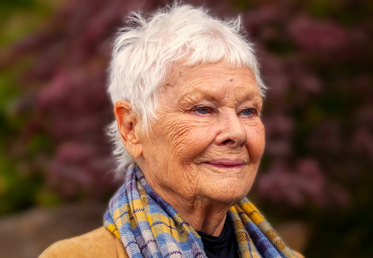 Judi Dench, 91 de ani, a spus că nu mai poate lucra din cauza pierderii vederii