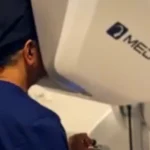 Operație robotică la distanță: un medic din SUA a operat un pacient la 56 de km distanță