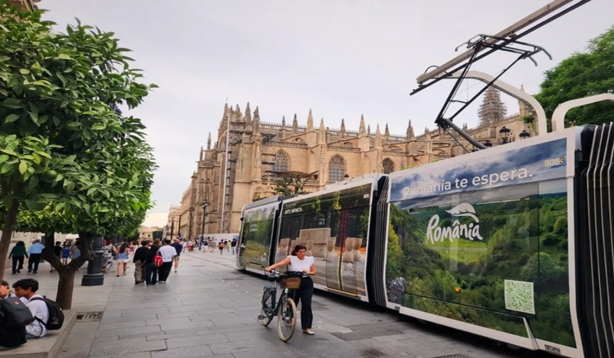 România, promovată în centrul Sevillei cu un tramvai decorat