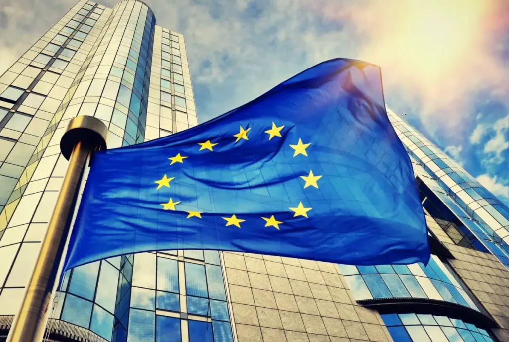România, vizată de Comisia Europeană pentru întârzierea transpunerii Directivei UE privind combaterea spălării banilor