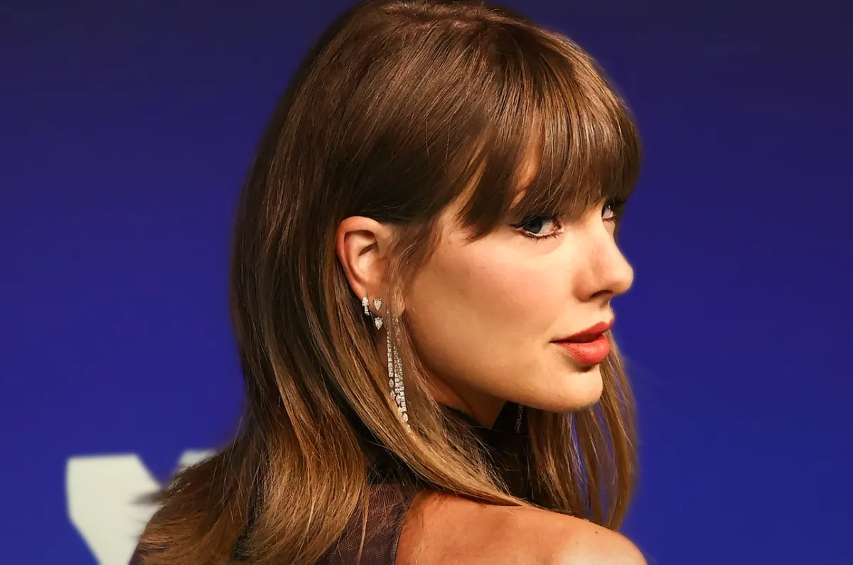 Un necunoscut a depășit Taylor Swift la ascultări, dar va intra în închisoare