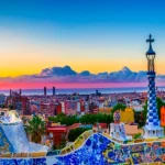 Vacanță în Barcelona la prețuri mici? Descoperă cum e posibil!