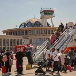 Vacanțele românilor în 2026: early booking în creștere, last-minute în scădere